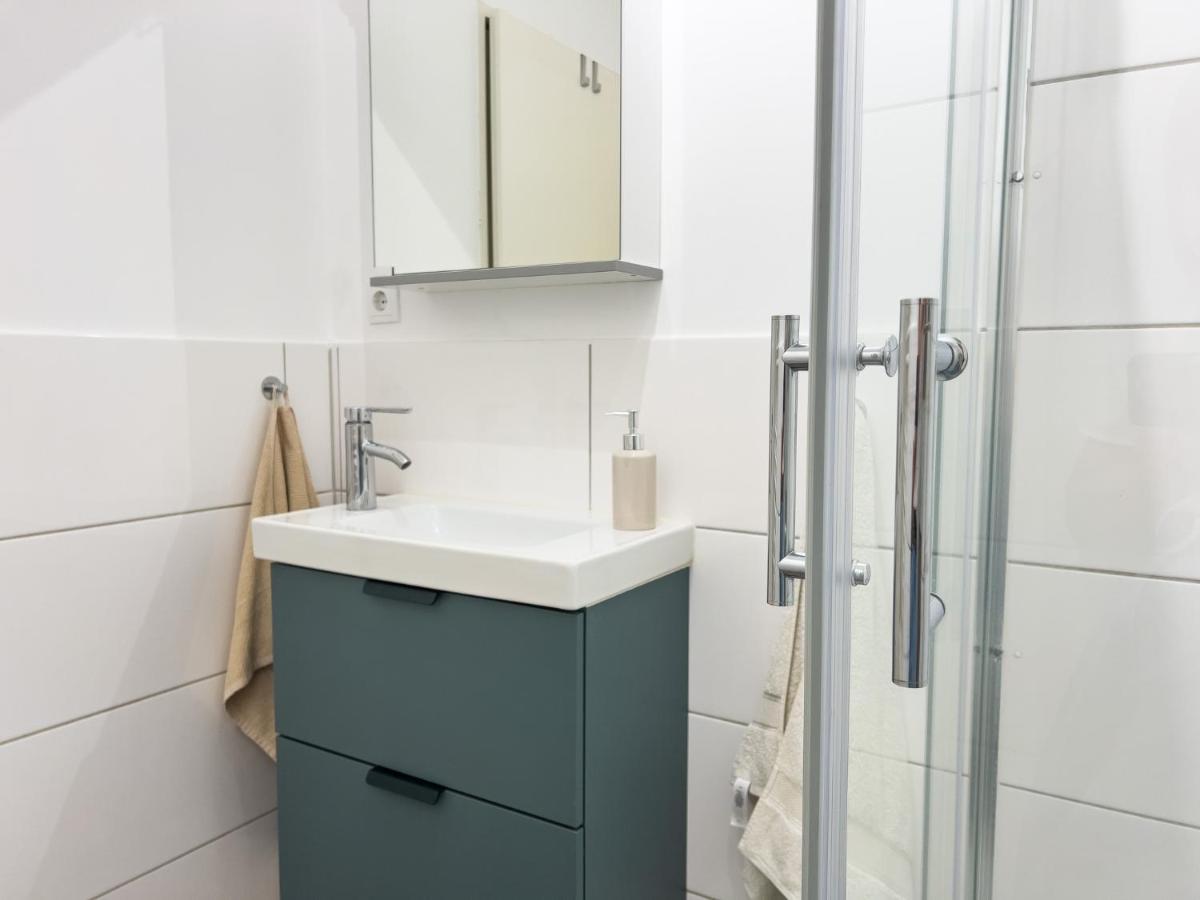 Home By Doni I Apartment An Der Kunsthalle I Parkplatz & Balkon บีเลอเฟล์ด ภายนอก รูปภาพ