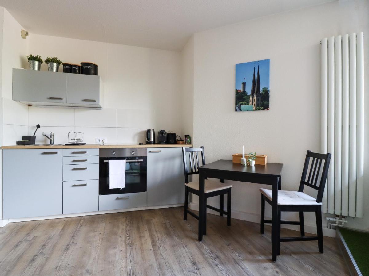 Home By Doni I Apartment An Der Kunsthalle I Parkplatz & Balkon บีเลอเฟล์ด ภายนอก รูปภาพ